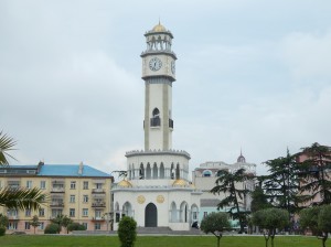 neebimozgi_batumi_bashnya_chacha