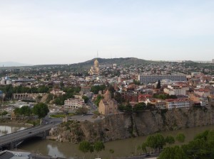 neebimozgi_panorama_tbilisi_centr_goroda